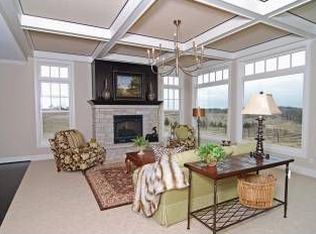 3331 W 78th St, Excelsior, MN 55331