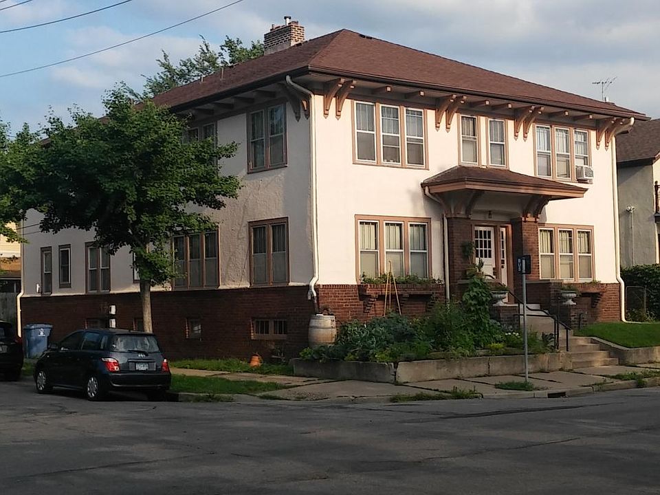 3301 Grand Ave S.