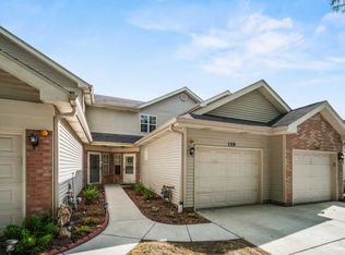 139 Golfview Dr, Glendale Heights, IL 60139