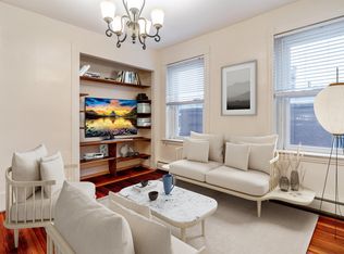 882 Huntington Ave E #3, Boston, MA 02115
