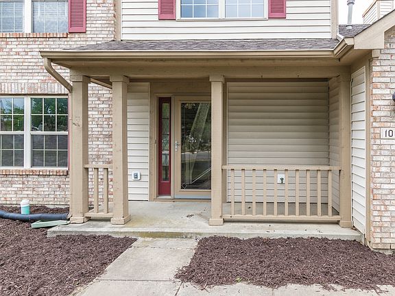 2nd image of 10045 Twyckenham Ct