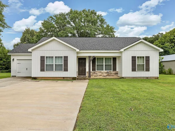 2630 Barkley Bridge Rd SW, Hartselle, AL 35640