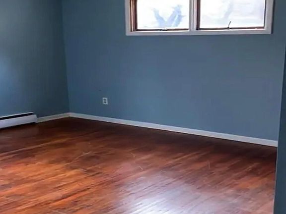 4th image of 61 Burke Dr Floor 1