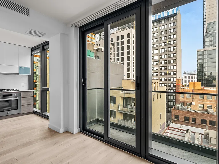 42-62 Hunter St #9A — Photo 12