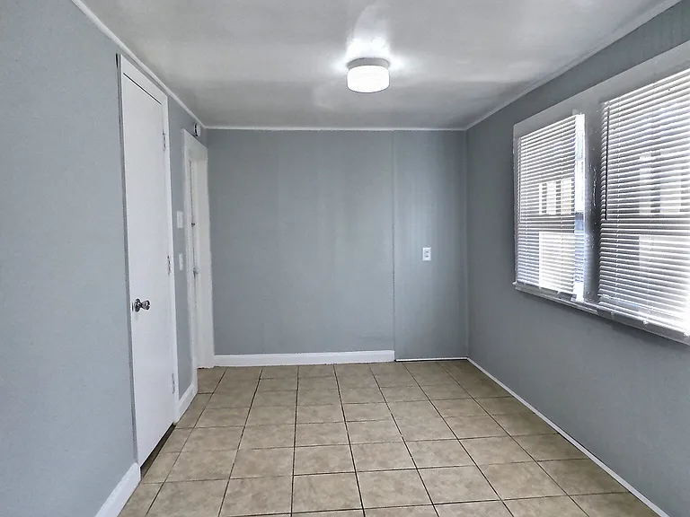 4414 Ogburn Ave #B — Photo 5