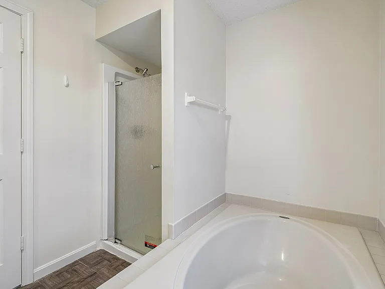 118 Magee Ct — Photo 15