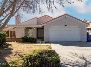 44919 Fenhold St, Lancaster, CA 93535