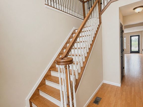 5th image of 37637 Sandy Ridge Dr