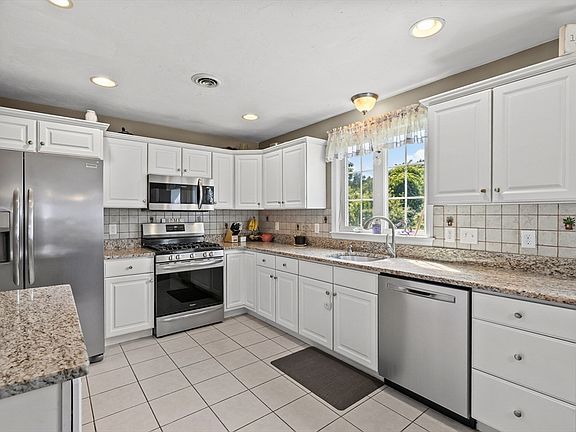5th image of 60 West St