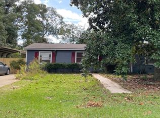 2264 Sherry St, Orange, TX 77632