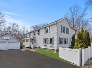 211 E Main St, Georgetown, MA 01833