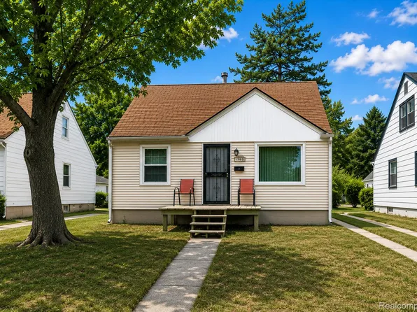 15847 Chatham St, Detroit, MI 48223