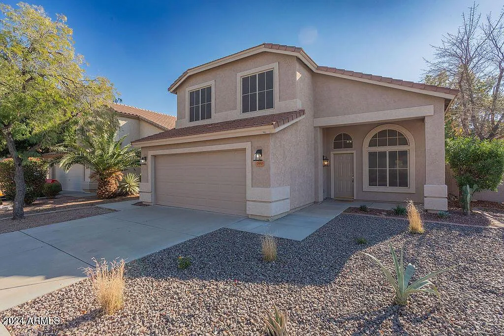 3 bed, 3.0 bath, 2146 sqft, $2,699 — Photo 3