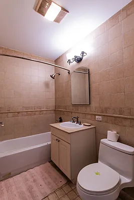 Rented by Compass | media 25
