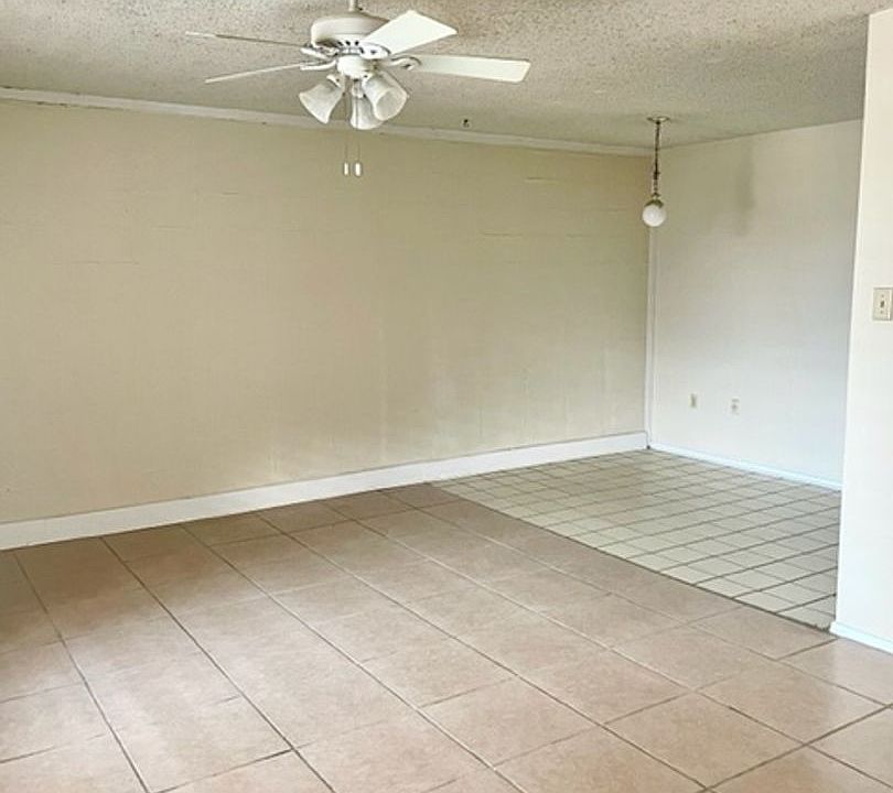 The Chateau Tigerland Apartments, LLC 4707 Tigerland Ave Baton Rouge