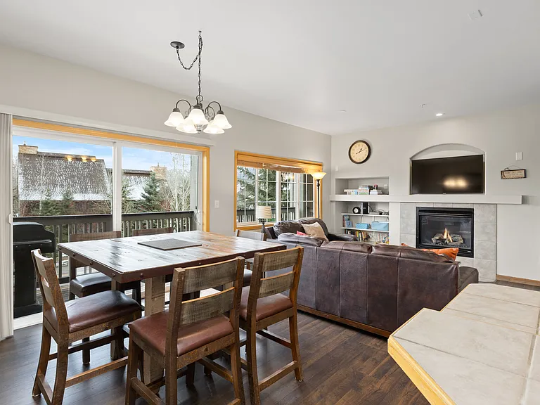 3365 Columbine Dr #403 — Photo 42