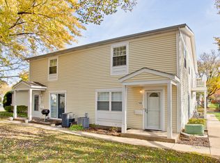 548 Vail Ct #110C, Wheeling, IL 60090