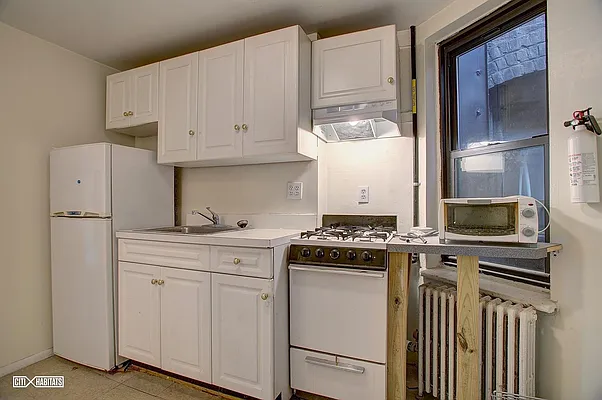 Rented by Citi Habitats | media 10