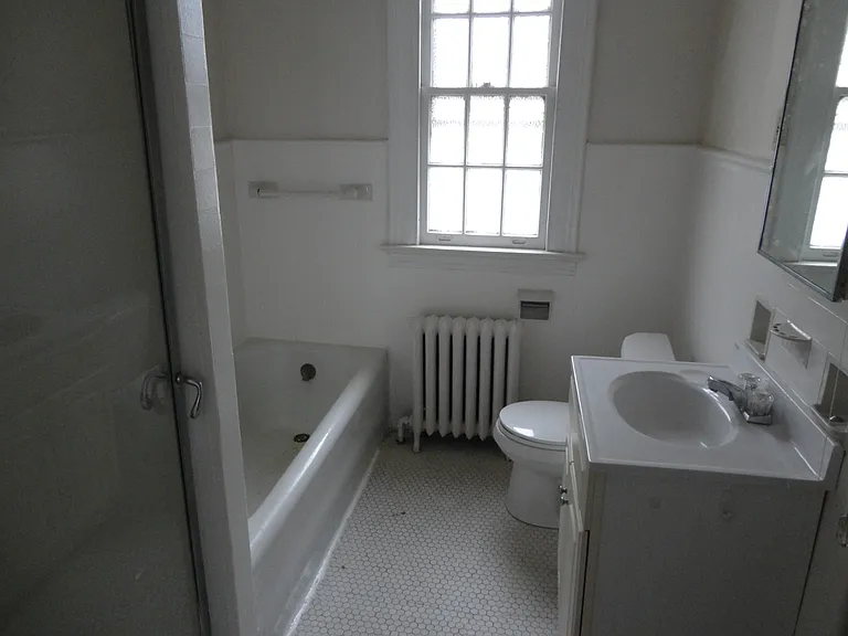 175 W Park Ave #2 — Photo 12