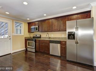 1007 Foxchase Ln, Baltimore, MD 21221