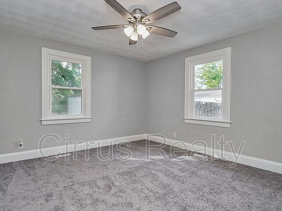 4th image of 3611 1/2 King St