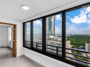 Brickell Bay Club Condo, Miami, FL 33129