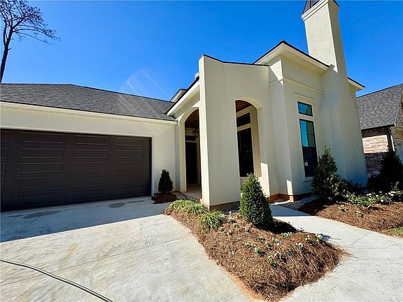 2nd image of 5076 Twin River Pl