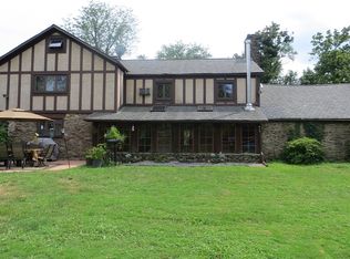 4 Boss Rd, Ringoes, NJ 08551