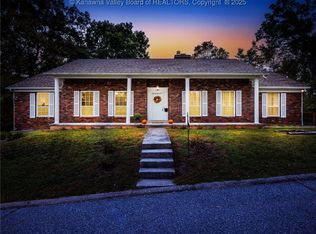 805 Grandview Dr, Dunbar, WV 25064