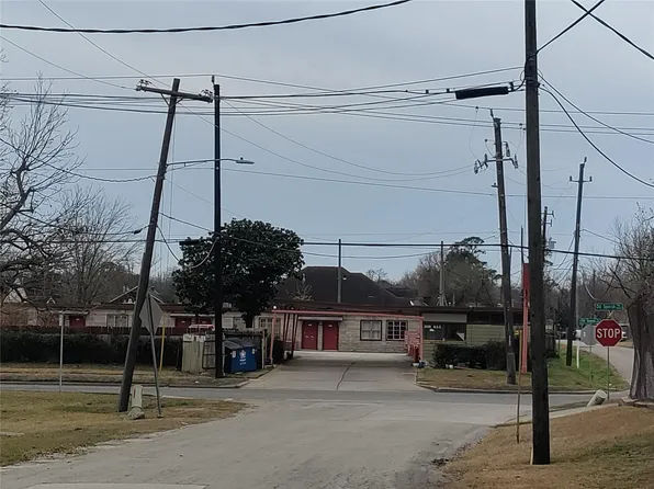 5810 Old Spanish Trl, Houston, TX 77023