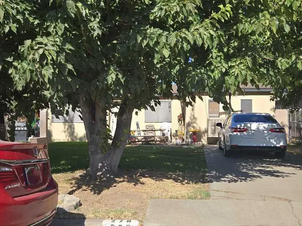 278 N Berry Rd, Tipton, CA 93272