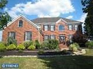 11 Dixon Ln, Belle Mead, NJ 08502