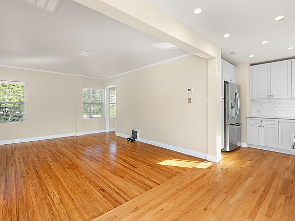 2nd image of 363 N Almont Dr