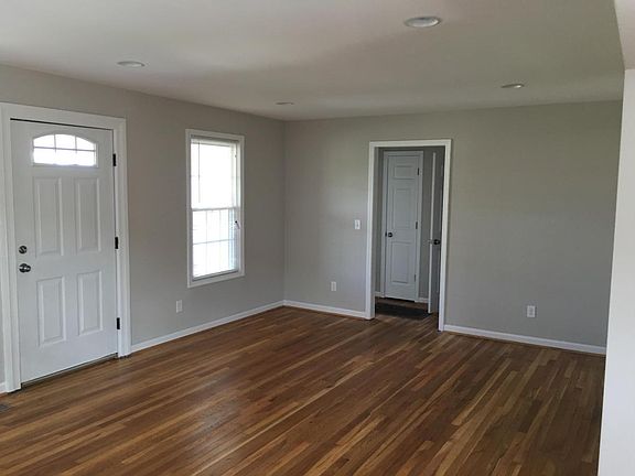 5th image of 1704 Lake Ave #1704