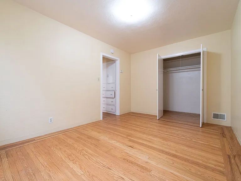 1820 Spruce St. — Photo 9