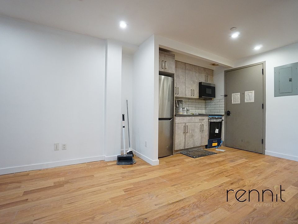 1st image of 1443 Lincoln Pl #3B