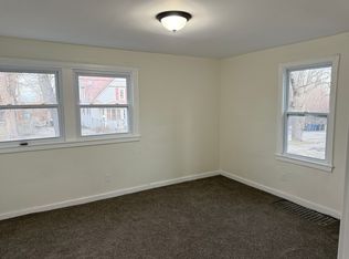 1115 Lyon St, Flint, MI 48503