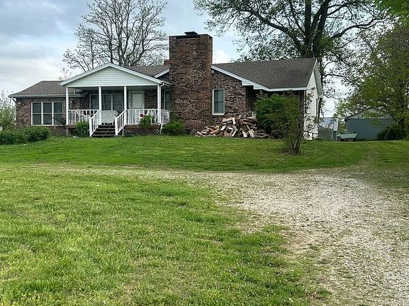 152 & 154 Hackberry Rd