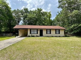 535 Pinafore Ln, Hinesville, GA 31313