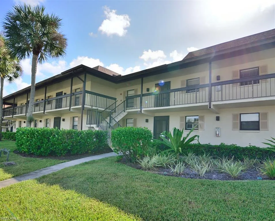 2 bed, 2.0 bath, 1141 sqft, $1,700 — Photo 1