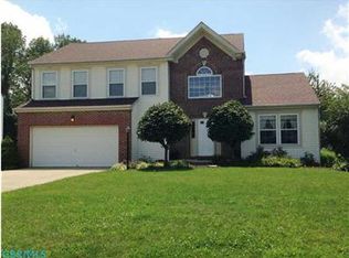 331 N Bend Dr, Pataskala, OH 43062