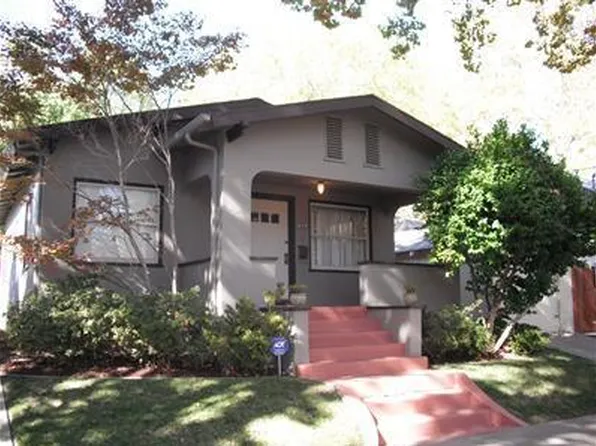 316 32nd St, Sacramento, CA 95816