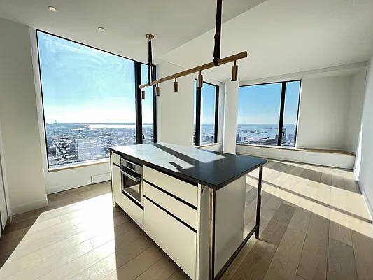 Rented by Bond New York | media 15