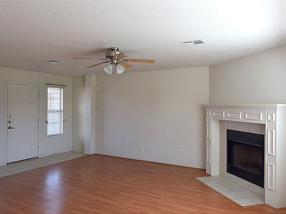 5th image of 3900 Sunflower Dr