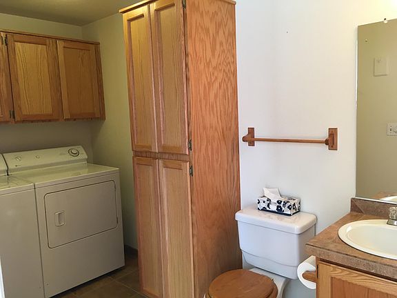 Downstairs Bathroom/Pantry/Laundry room