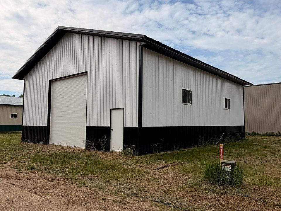 1st image of 3690 Hines Rd