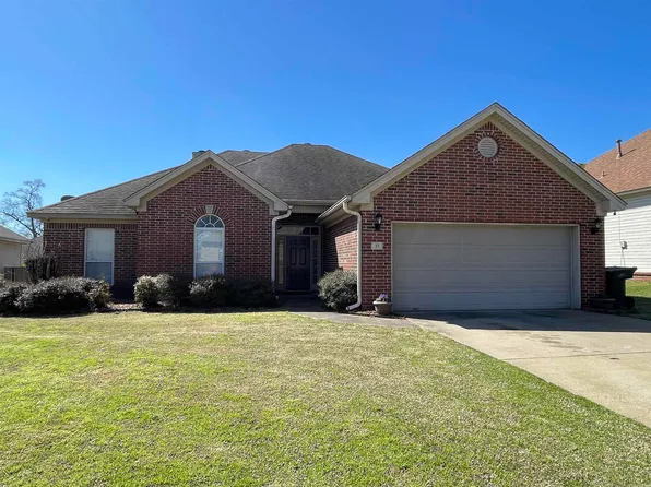 35 Wedgewood Creek Dr, Little Rock, AR 72210