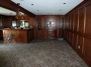 13217 Sundale Rd, Houston, TX 77038