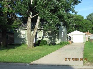 307 Lamont St, Waterloo, IA 50703