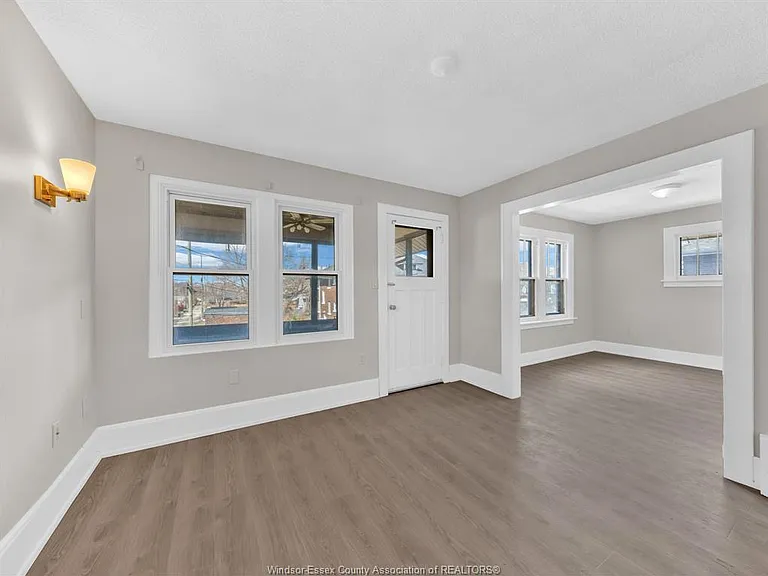 535 Pine St — Photo 15